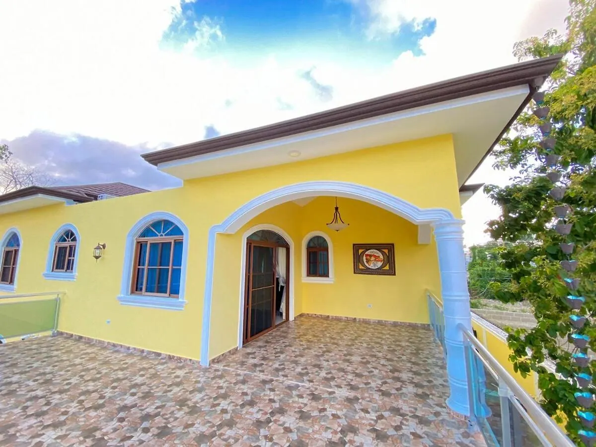 Beautiful Villa With Mountain View プエルト・プラタ ドミニカ共和国